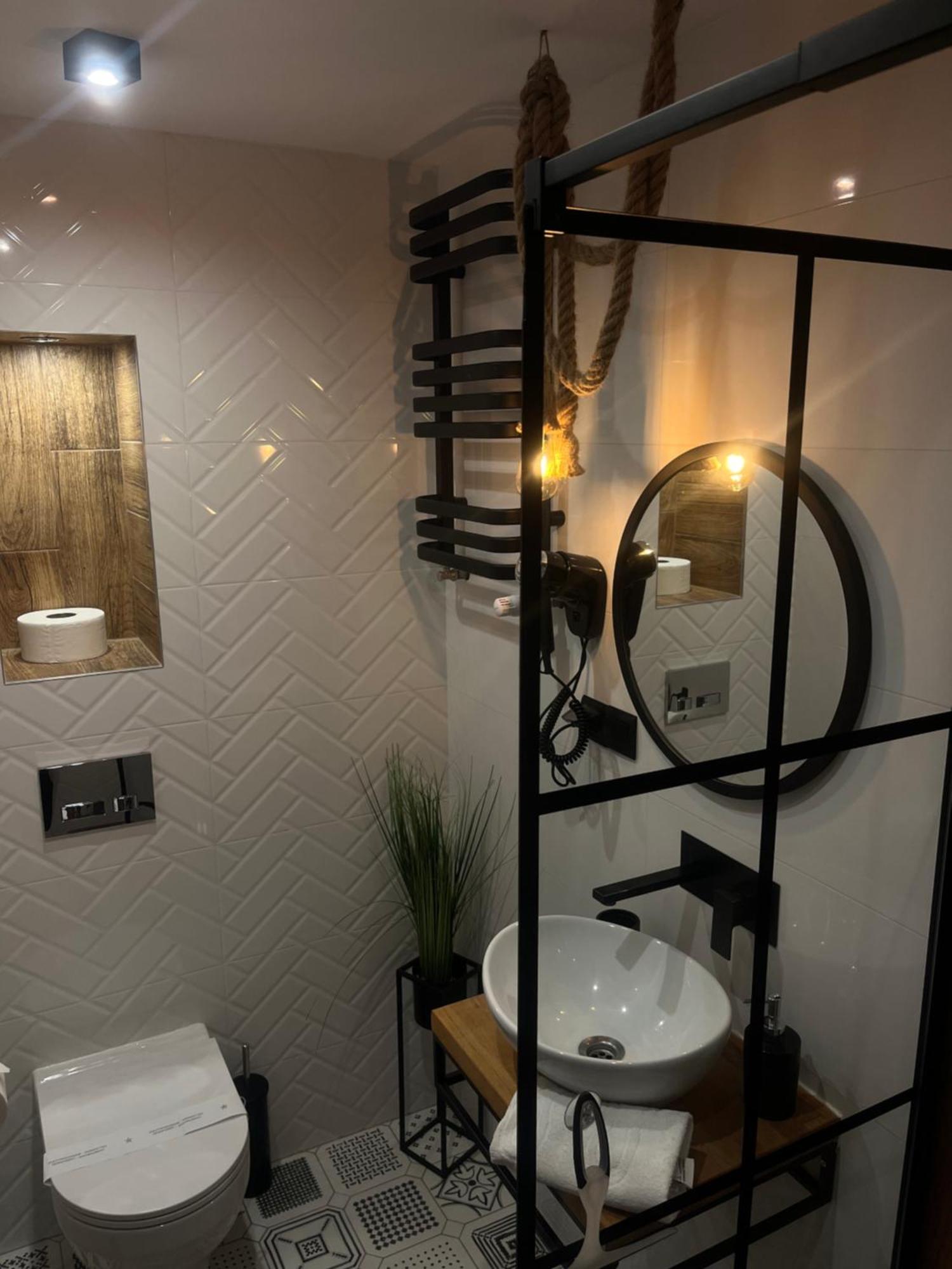 Nowoczesny Maly Apartament Nr 3 Orzysz Eksteriør bilde